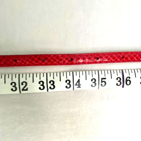 Barely There Womens Belt 8 Waist Red Honeycomb Texture Faux Leather - Picture 10 of 11